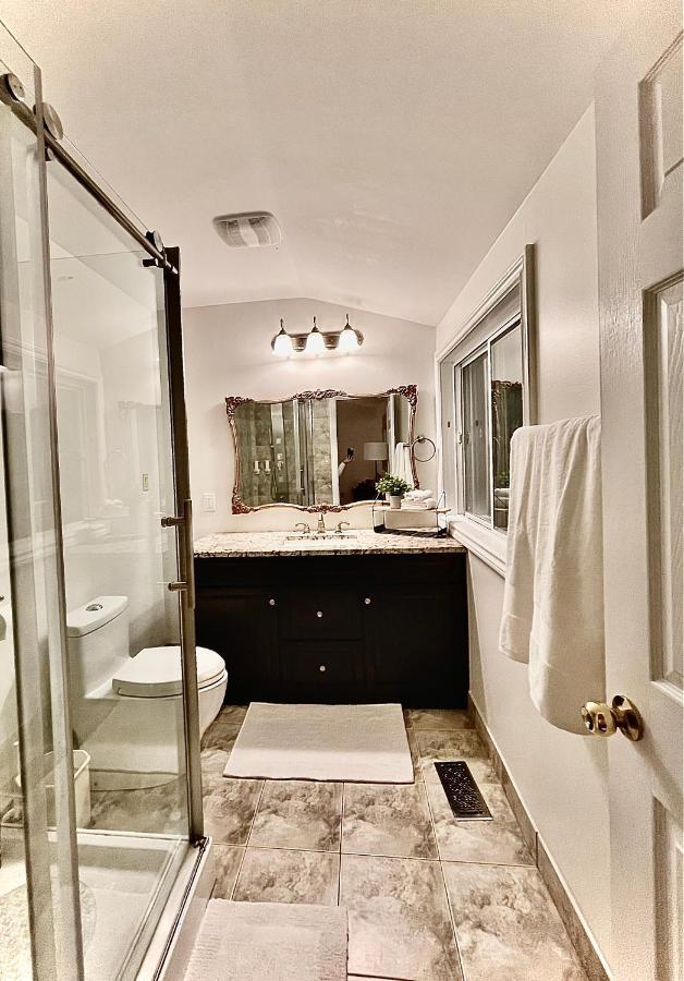Settlers Suites Ниагара-он-те-Лейк Экстерьер фото